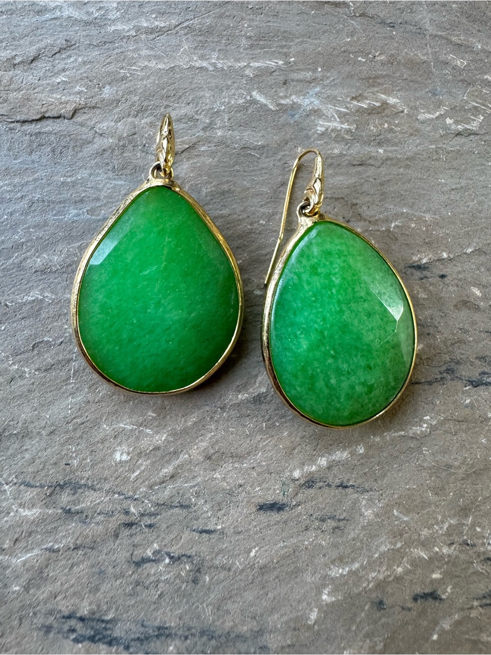 Stella & Dot Green Teardrop Stone Earrings with Gold Tone